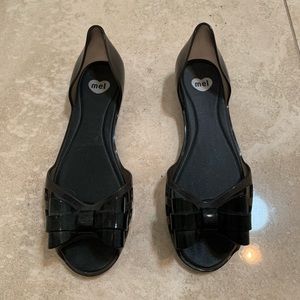 NWNT • Mel Size 5 Black Flat Jelly Sandals